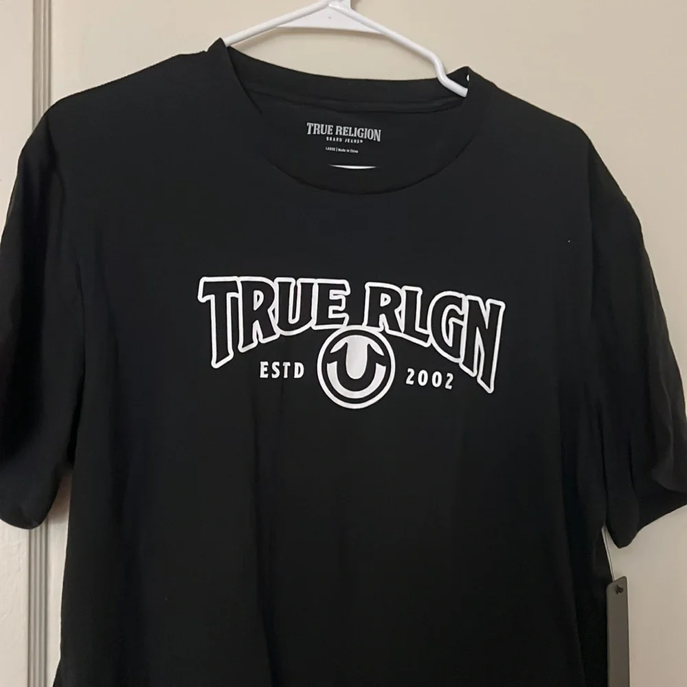 NWT true religion black tee shirt size: L